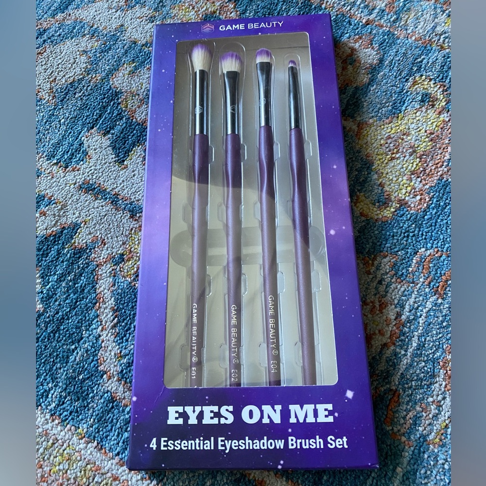 Game Beauty 4 Essential Eyeshadow Brush Set